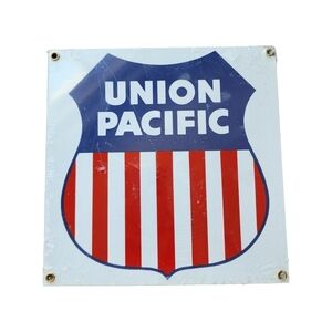 VINTAGE x UNION PACIFIC RAILWAY Train Porcelain Metal Sign‎